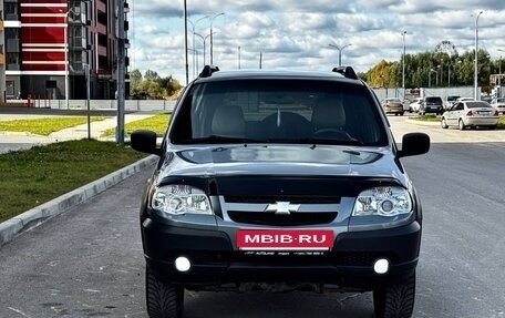 Chevrolet Niva I рестайлинг, 2013 год, 525 000 рублей, 3 фотография