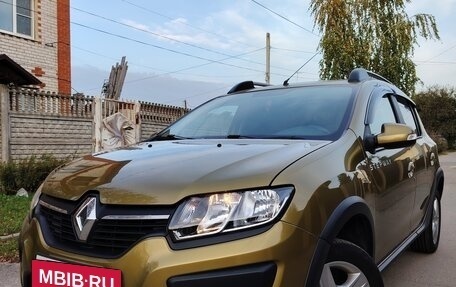 Renault Sandero II рестайлинг, 2017 год, 1 300 000 рублей, 2 фотография