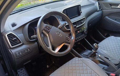 Hyundai Tucson III, 2019 год, 2 300 000 рублей, 4 фотография