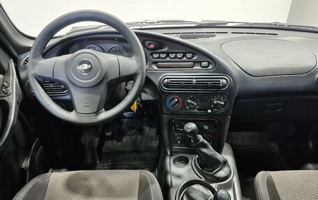 Chevrolet Niva I рестайлинг, 2018 год, 805 000 рублей, 10 фотография