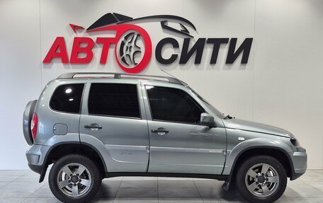 Chevrolet Niva I рестайлинг, 2018 год, 805 000 рублей, 8 фотография