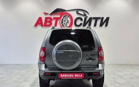 Chevrolet Niva I рестайлинг, 2018 год, 805 000 рублей, 6 фотография