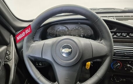 Chevrolet Niva I рестайлинг, 2018 год, 805 000 рублей, 11 фотография