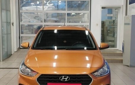 Hyundai Solaris II рестайлинг, 2017 год, 1 299 000 рублей, 2 фотография