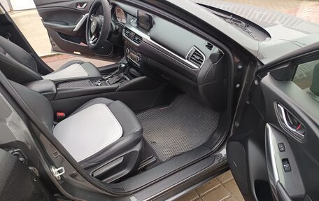 Mazda 6, 2016 год, 1 670 000 рублей, 13 фотография