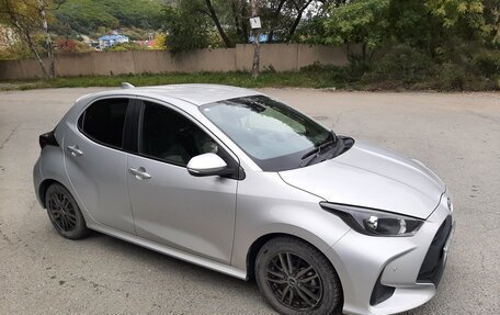Toyota Yaris, 2020 год, 876 000 рублей, 3 фотография