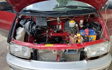 Nissan Serena I, 1996 год, 127 000 рублей, 6 фотография