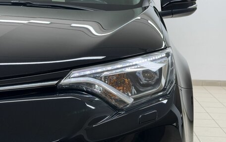 Toyota RAV4, 2018 год, 2 800 000 рублей, 8 фотография