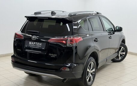 Toyota RAV4, 2018 год, 2 800 000 рублей, 9 фотография