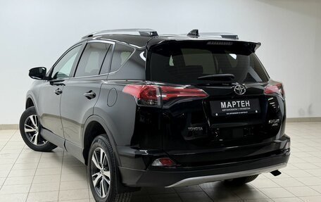 Toyota RAV4, 2018 год, 2 800 000 рублей, 6 фотография