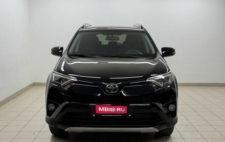Toyota RAV4, 2018 год, 2 800 000 рублей, 2 фотография