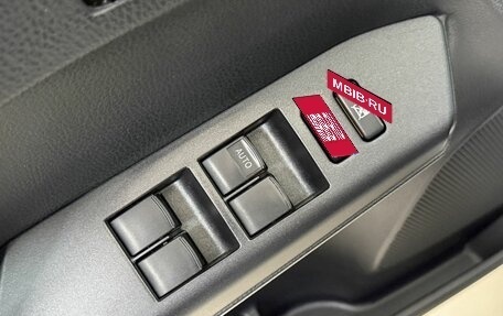 Toyota RAV4, 2018 год, 2 800 000 рублей, 16 фотография