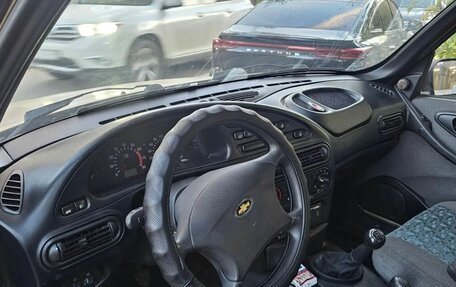 Chevrolet Niva I рестайлинг, 2004 год, 340 000 рублей, 4 фотография