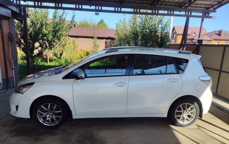 Toyota Verso I, 2013 год, 1 450 000 рублей, 3 фотография