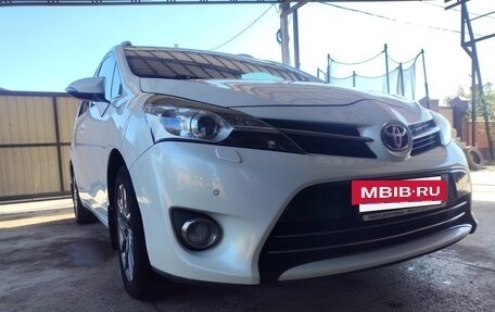 Toyota Verso I, 2013 год, 1 450 000 рублей, 6 фотография
