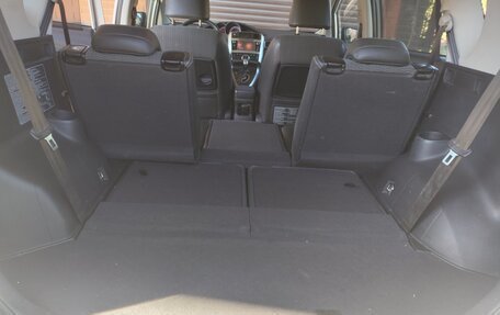 Toyota Verso I, 2013 год, 1 450 000 рублей, 15 фотография