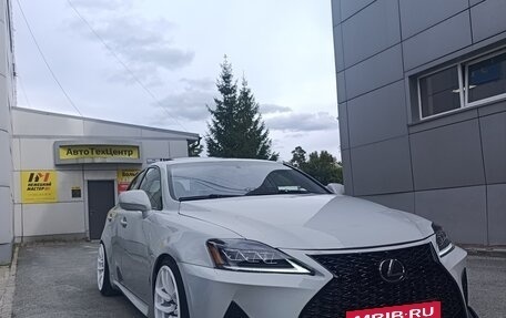Lexus IS II рестайлинг 2, 2005 год, 2 150 000 рублей, 2 фотография