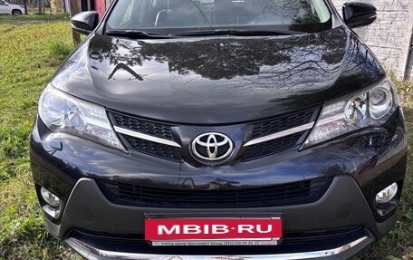 Toyota RAV4, 2013 год, 1 790 000 рублей, 12 фотография