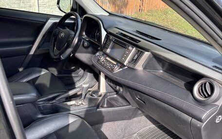 Toyota RAV4, 2013 год, 1 790 000 рублей, 19 фотография