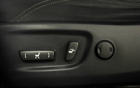 Toyota Land Cruiser Prado 150 рестайлинг 2, 2015 год, 2 989 000 рублей, 10 фотография