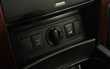 Toyota Land Cruiser Prado 150 рестайлинг 2, 2015 год, 2 989 000 рублей, 18 фотография