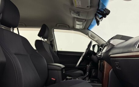Toyota Land Cruiser Prado 150 рестайлинг 2, 2015 год, 2 989 000 рублей, 22 фотография