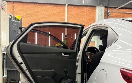 Hyundai Solaris II рестайлинг, 2017 год, 800 000 рублей, 11 фотография