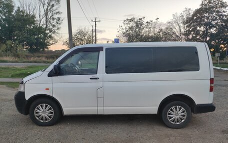 Volkswagen Transporter T5 рестайлинг, 2003 год, 1 050 000 рублей, 5 фотография