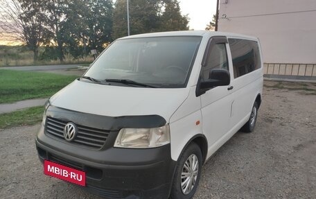 Volkswagen Transporter T5 рестайлинг, 2003 год, 1 050 000 рублей, 3 фотография