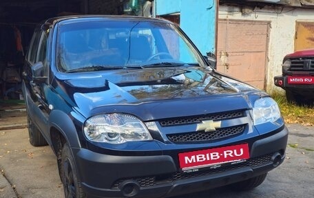 Chevrolet Niva I рестайлинг, 2018 год, 820 000 рублей, 1 фотография