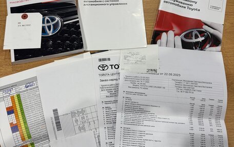 Toyota Land Cruiser Prado 150 рестайлинг 2, 2020 год, 6 950 000 рублей, 25 фотография