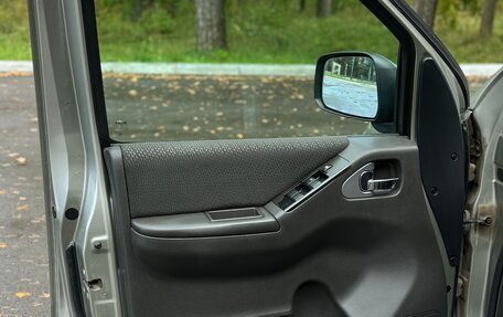 Nissan Pathfinder, 2012 год, 1 349 000 рублей, 18 фотография