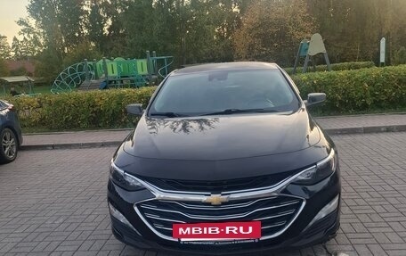 Chevrolet Malibu IX, 2019 год, 1 150 000 рублей, 4 фотография