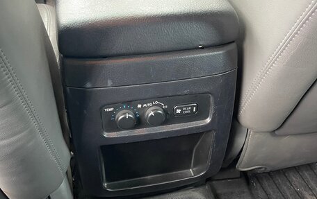 Toyota Land Cruiser Prado 120 рестайлинг, 2008 год, 2 500 000 рублей, 10 фотография