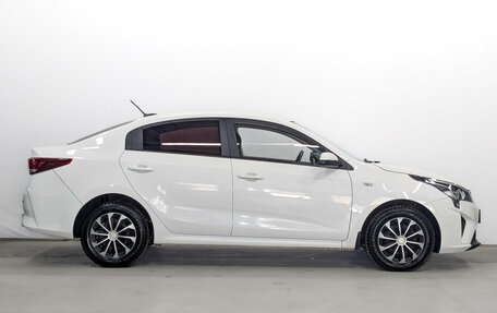 KIA Rio IV, 2021 год, 1 515 000 рублей, 4 фотография