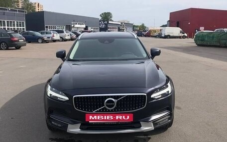 Volvo V90 Cross Country I рестайлинг, 2019 год, 1 590 000 рублей, 11 фотография