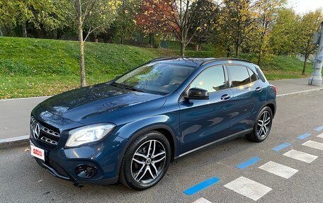 Mercedes-Benz GLA, 2019 год, 2 550 000 рублей, 2 фотография