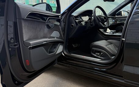 Audi S8, 2024 год, 12 550 000 рублей, 3 фотография