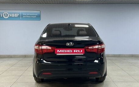KIA Rio III рестайлинг, 2013 год, 1 000 000 рублей, 6 фотография