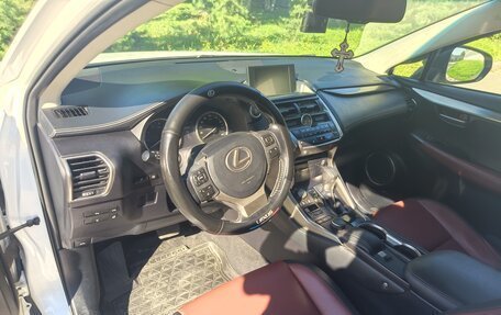 Lexus NX I, 2017 год, 3 350 000 рублей, 9 фотография