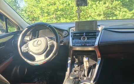 Lexus NX I, 2017 год, 3 350 000 рублей, 10 фотография