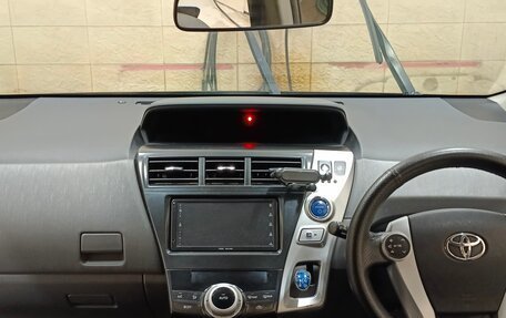 Toyota Prius Alpha I (ZVW40/41), 2012 год, 850 000 рублей, 7 фотография