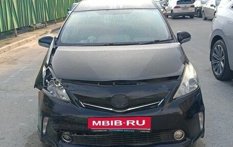 Toyota Prius Alpha I (ZVW40/41), 2012 год, 850 000 рублей, 4 фотография