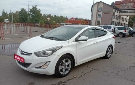 Hyundai Elantra V, 2013 год, 650 000 рублей, 1 фотография