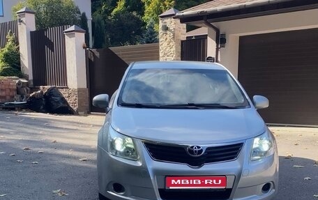 Toyota Avensis III рестайлинг, 2009 год, 905 000 рублей, 1 фотография