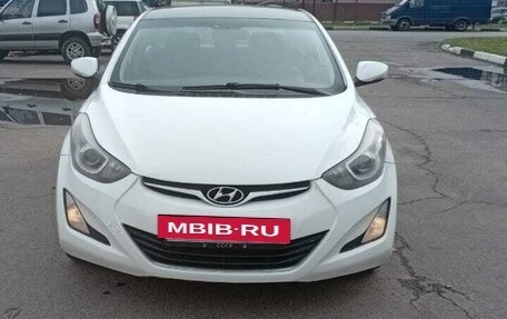 Hyundai Elantra V, 2013 год, 650 000 рублей, 6 фотография