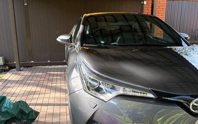 Toyota C-HR I рестайлинг, 2019 год, 2 300 000 рублей, 1 фотография
