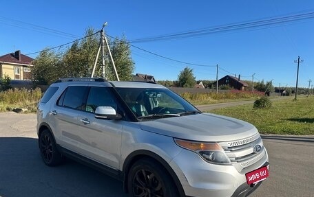 Ford Explorer VI, 2013 год, 1 800 000 рублей, 3 фотография