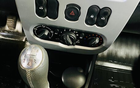 Renault Sandero I, 2012 год, 1 120 000 рублей, 11 фотография