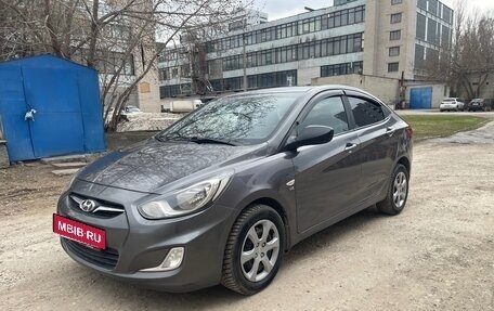 Hyundai Solaris II рестайлинг, 2013 год, 590 000 рублей, 7 фотография